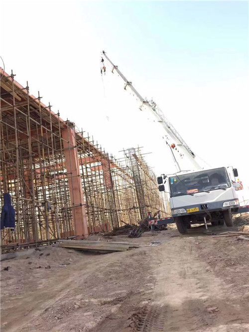 裕安区25 吨、50 吨吊车怎么选？多大重量 / 半径适合对应车型？